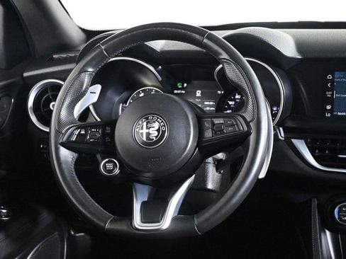 Used 2022 Alfa Romeo Stelvio Sprint image 10