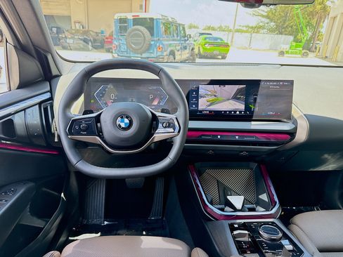 Used 2025 BMW X3 xDrive30i w/ Convenience Package AWD/4WD image 22