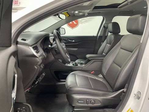 Used 2023 GMC Acadia SLT w/ Trailering Package AWD/4WD image 11