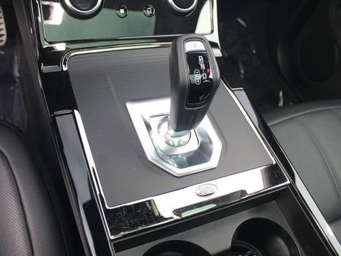 Used 2022 Land Rover Range Rover Evoque R-Dynamic S image 16