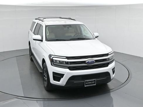 Certified 2024 Ford Expedition Max XLT image 45