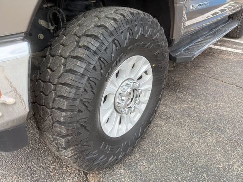 Used 2021 Ford F250 XL w/ STX Appearance Package AWD/4WD image 9
