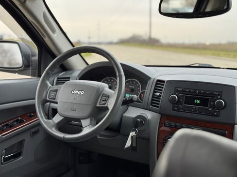 Used 2005 Jeep Grand Cherokee Limited AWD/4WD image 33