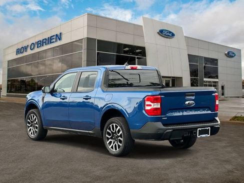 Certified 2024 Ford Maverick Lariat FWD image 3