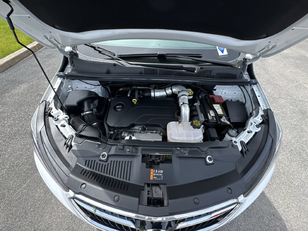 Certified 2022 Buick Encore Preferred AWD/4WD image 37