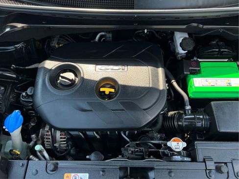 Used 2016 Kia Soul + FWD image 30