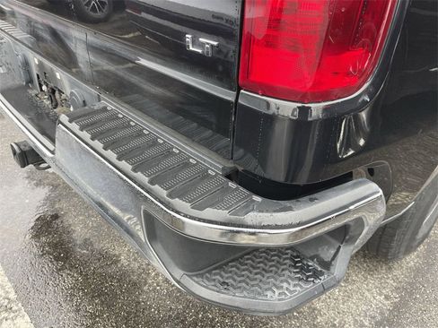 Used 2022 Chevrolet Silverado 1500 LT image 16