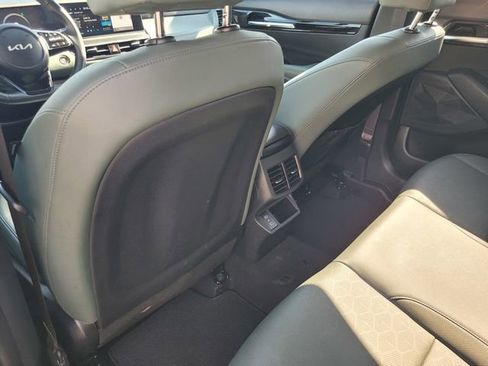 Used 2024 Kia Seltos SX image 12