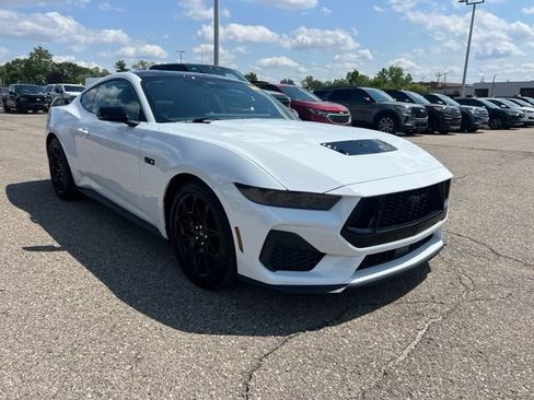 Certified 2025 Ford Mustang GT Premium w/ GT Performance Package RWD image 3