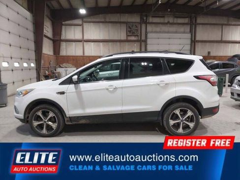 Used 2018 Ford Escape SEL AWD/4WD image 28