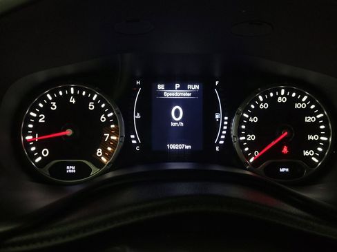 Used 2019 Jeep Renegade Latitude image 23