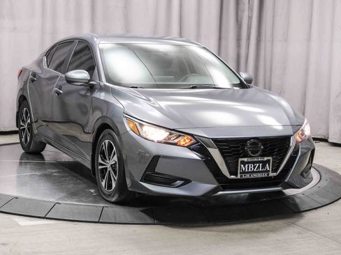 Used 2023 Nissan Sentra SV FWD image 5