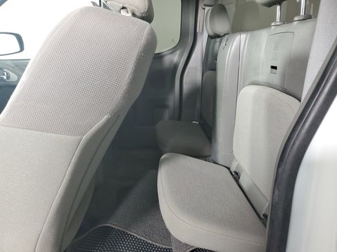 Used 2016 Nissan Frontier S RWD image 13