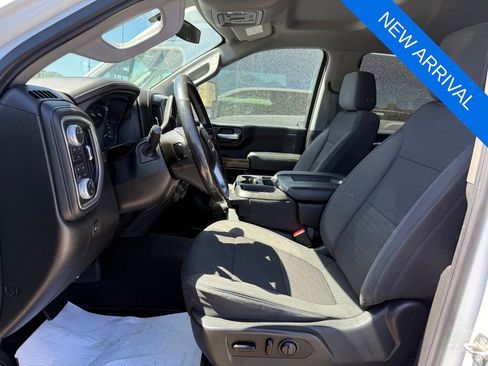 Used 2020 GMC Sierra 2500 SLE w/ Preferred Package AWD/4WD image 9