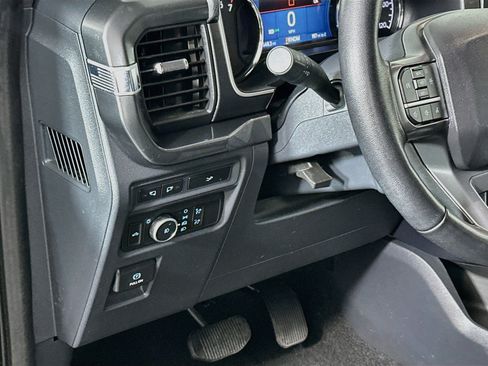 Used 2022 Ford F150 XLT w/ Equipment Group 302A High AWD/4WD image 17