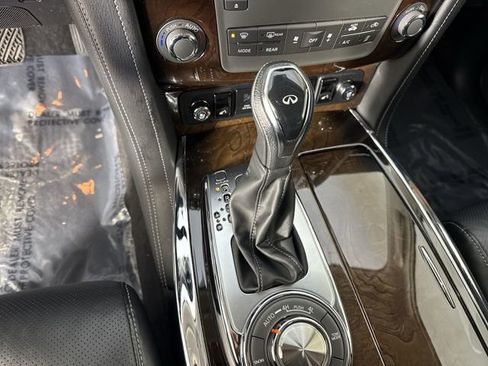 Used 2019 INFINITI QX80 Luxe w/ Proactive Package image 18