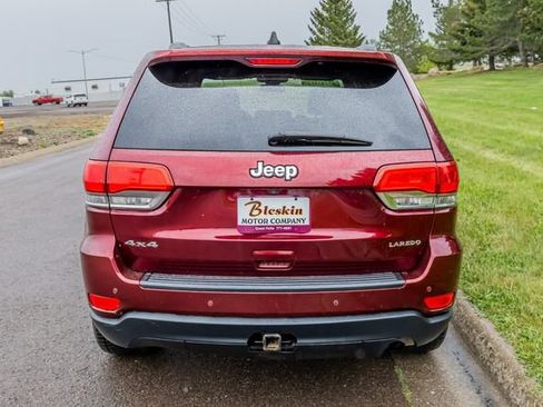 Used 2019 Jeep Grand Cherokee Laredo AWD/4WD image 6