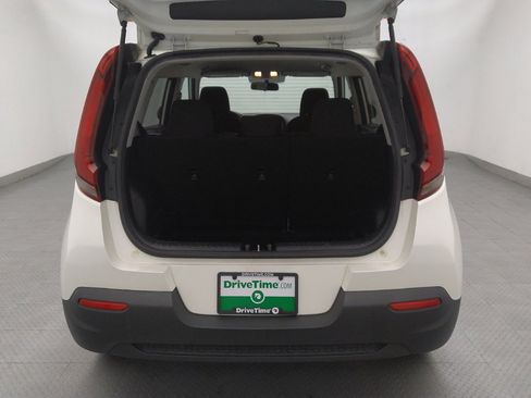 Used 2021 Kia Soul LX FWD image 29
