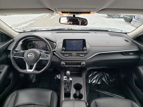 Used 2020 Nissan Altima 2.5 SR image 13