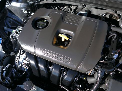 Used 2024 Kia Forte LXS image 30