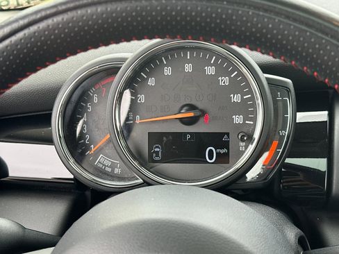 Used 2020 MINI Cooper S w/ Premium Package image 23