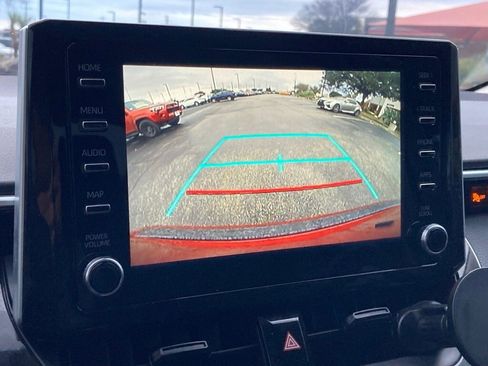 Used 2020 Toyota Corolla LE image 22