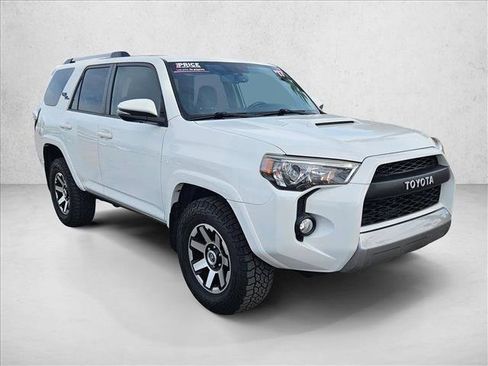 Used 2017 Toyota 4Runner TRD Off-Road Premium image 3