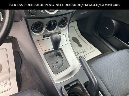 Used 2010 MAZDA MAZDA3 i Touring image 21