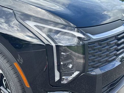 New 2026 Kia Sportage LX FWD image 30