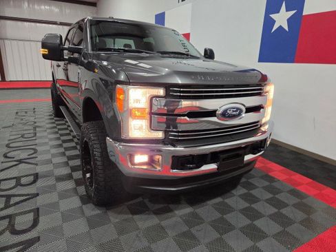 Used 2017 Ford F250 Lariat w/ Lariat Ultimate Package image 23