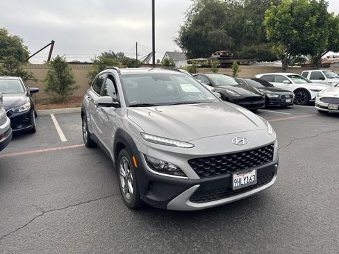 Certified 2023 Hyundai Kona SEL w/ Convenience Package AWD/4WD image 4