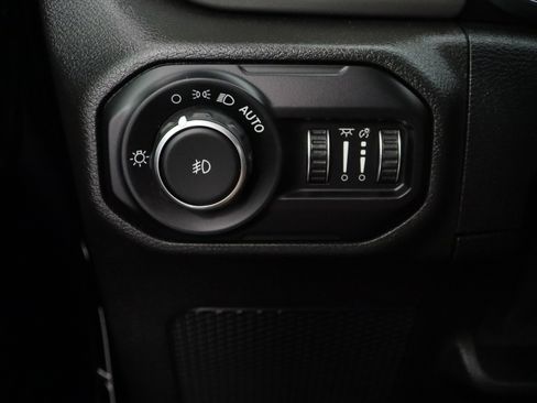 Used 2021 Jeep Wrangler Unlimited Sport w/ Sun And Sound Package AWD/4WD image 26