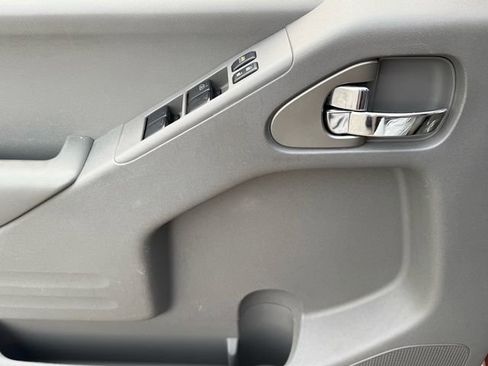 Used 2016 Nissan Frontier SV w/ SV Value Truck Package image 31