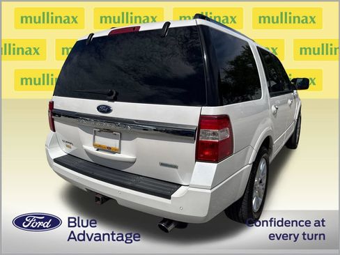Used 2017 Ford Expedition Limited w/ Equipment Group 301A RWD image 4