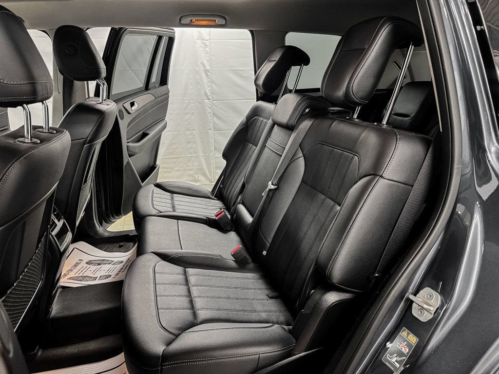 Used 2017 Mercedes-Benz GLS 450 4MATIC image 10