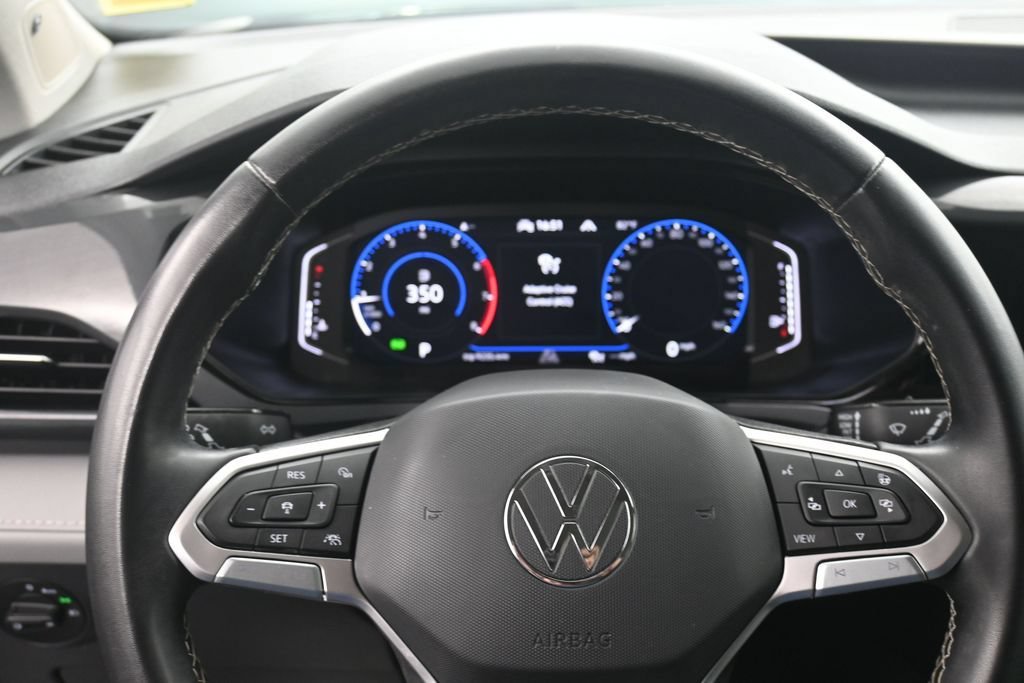 Used 2023 Volkswagen Taos SEL AWD/4WD image 9