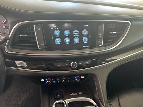 Used 2019 Buick Enclave Avenir w/ Avenir Technology Package FWD image 24