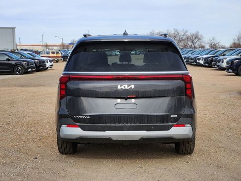 New 2026 Kia Carnival EX image 11