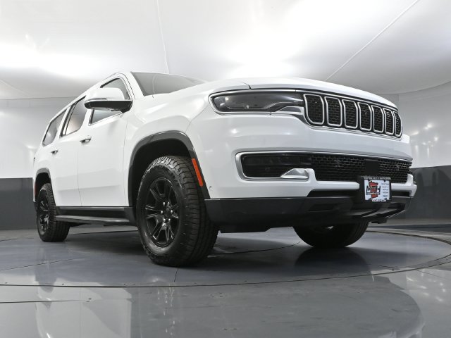 Used 2022 Jeep Wagoneer Series I w/ Convenience Group I AWD/4WD image 50