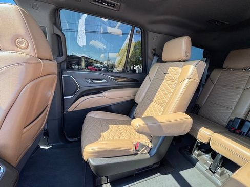 Used 2023 Cadillac Escalade Premium Luxury w/ LPO, Floor Liner Package RWD image 17