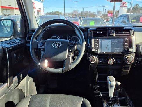 Used 2022 Toyota 4Runner TRD Off-Road Premium w/ Moonroof Package image 18