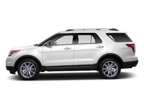 Used 2013 Ford Explorer XLT image 3