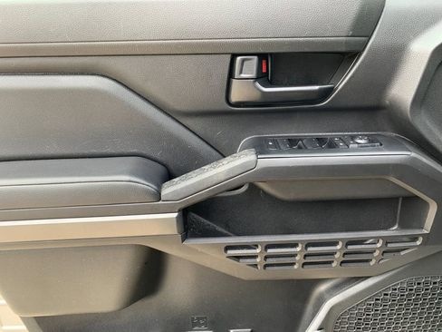 Used 2024 Toyota Tacoma SR5 image 12