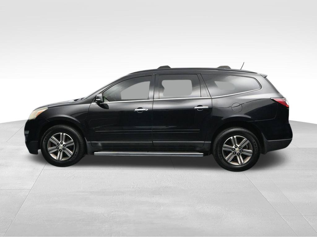 Used 2016 Chevrolet Traverse LT FWD image 2