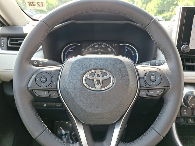 Used 2024 Toyota RAV4 XLE w/ Convenience Package AWD/4WD image 17