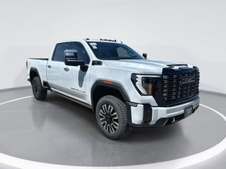 New 2026 GMC Sierra 2500 Denali Ultimate w/ Max Trailering Package video 1
