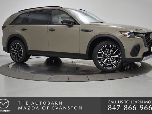 Certified 2025 MAZDA CX-70 Plug-In Hybrid w/ Premium Pkg image 3