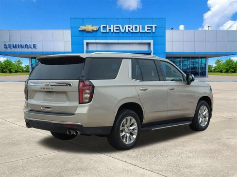 Used 2021 Chevrolet Tahoe Premier w/ Premium Package RWD image 4
