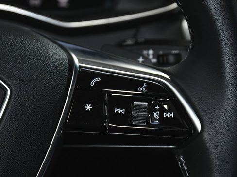 Used 2025 Audi A6 Premium Plus image 40