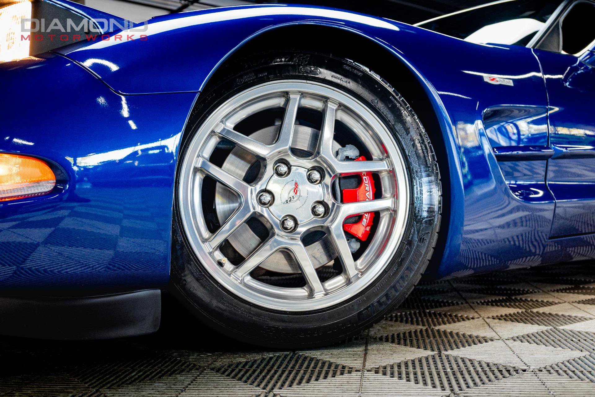Used 2004 Chevrolet Corvette Z06 w/ Z06 Preferred Equipment Group RWD image 10